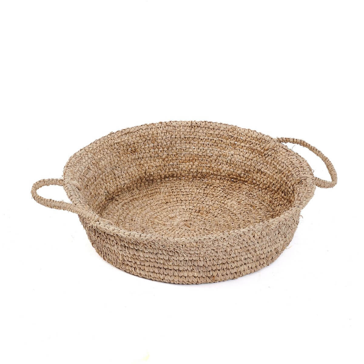 De Raffia Mandenbakken - Naturel - L, rustieke raffia mand met handvatten, ideale opberger voor kleinere ruimtes.