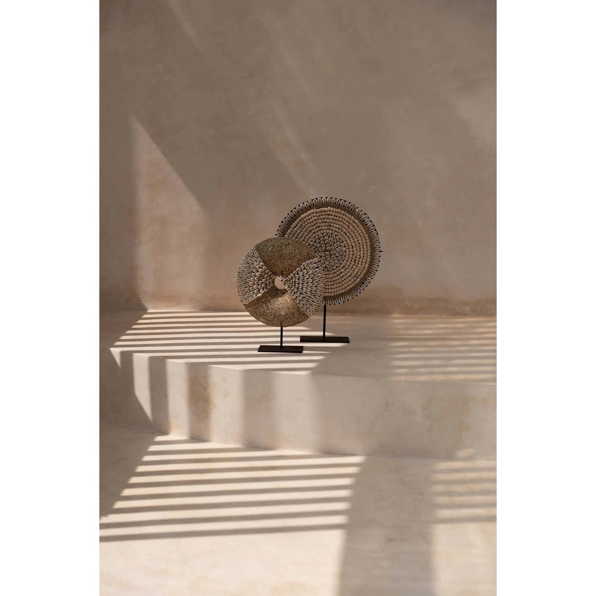 De Doh Nuts op standaard - natuurlijk wit