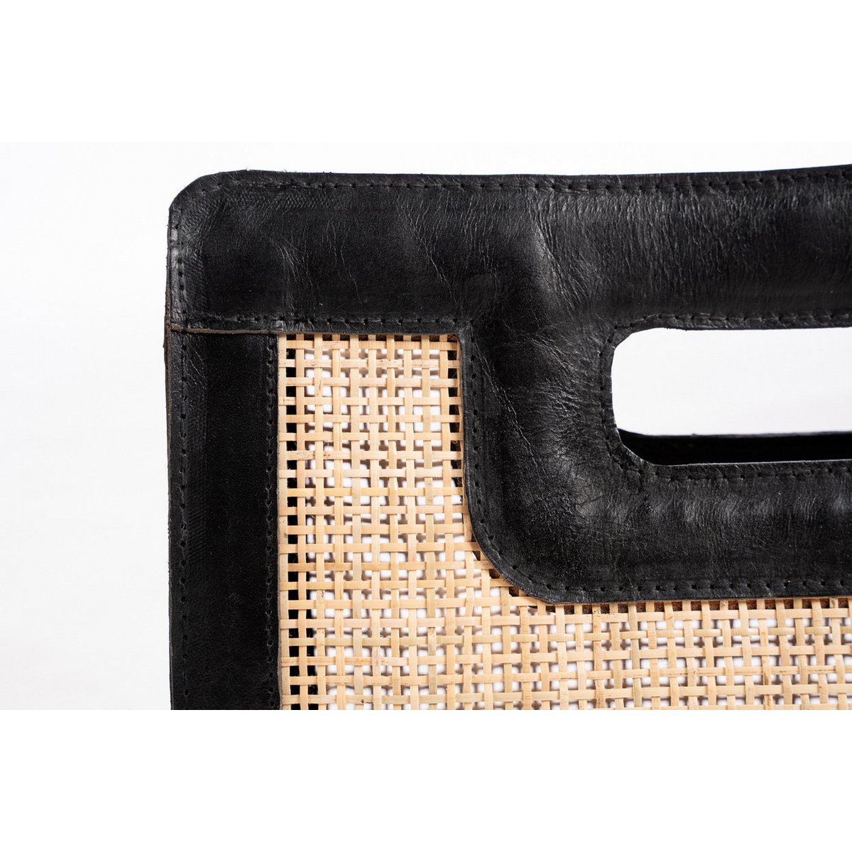 De Riviera Noir-clutch - natuurlijk zwart