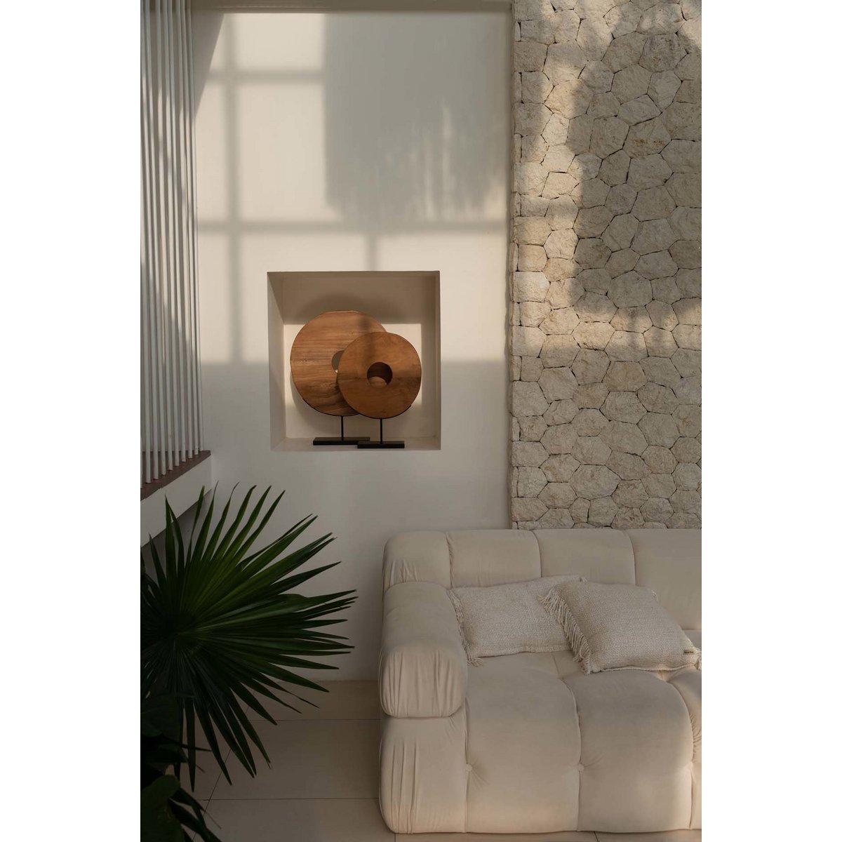 De Teakschijf op Standaard - M