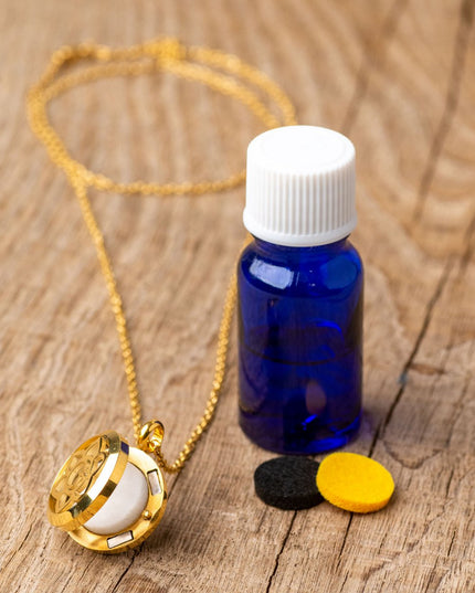 Lot 12 x ketting om Calicéa te parfumeren