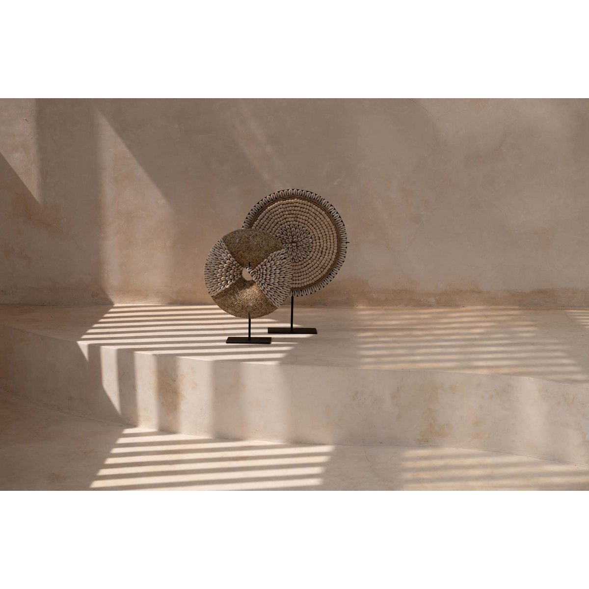 De Doh Nuts op standaard - natuurlijk wit