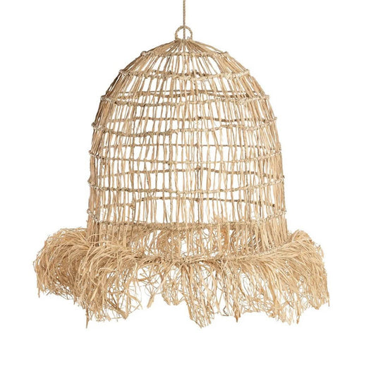 De Casita-hanger - Naturel - L, handgemaakt lampwerk van Mendong Grass met franjes, brengt een tropische charme in uw ruimte.
