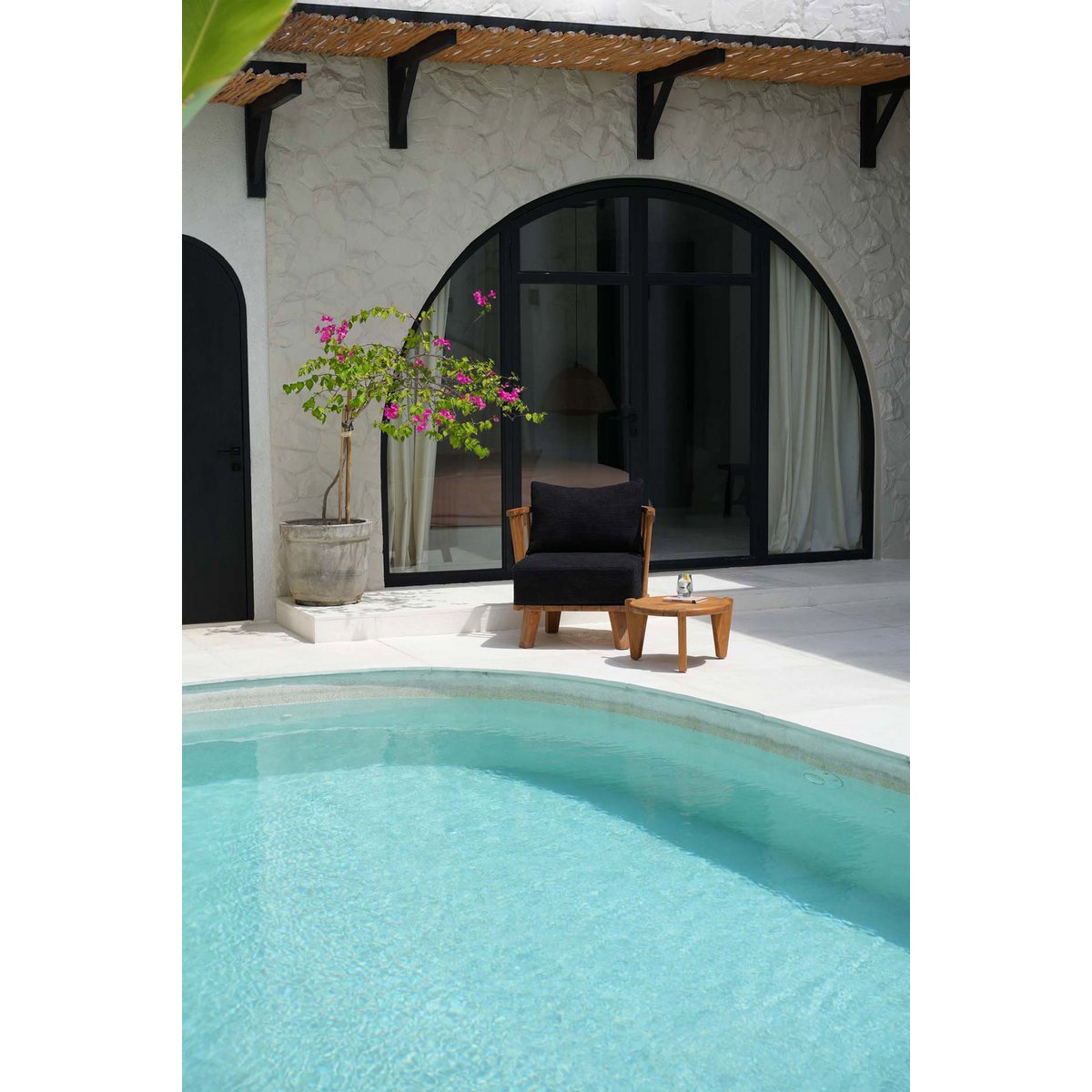 De Malawi Eenzitsbank - Natuurlijk Zwart