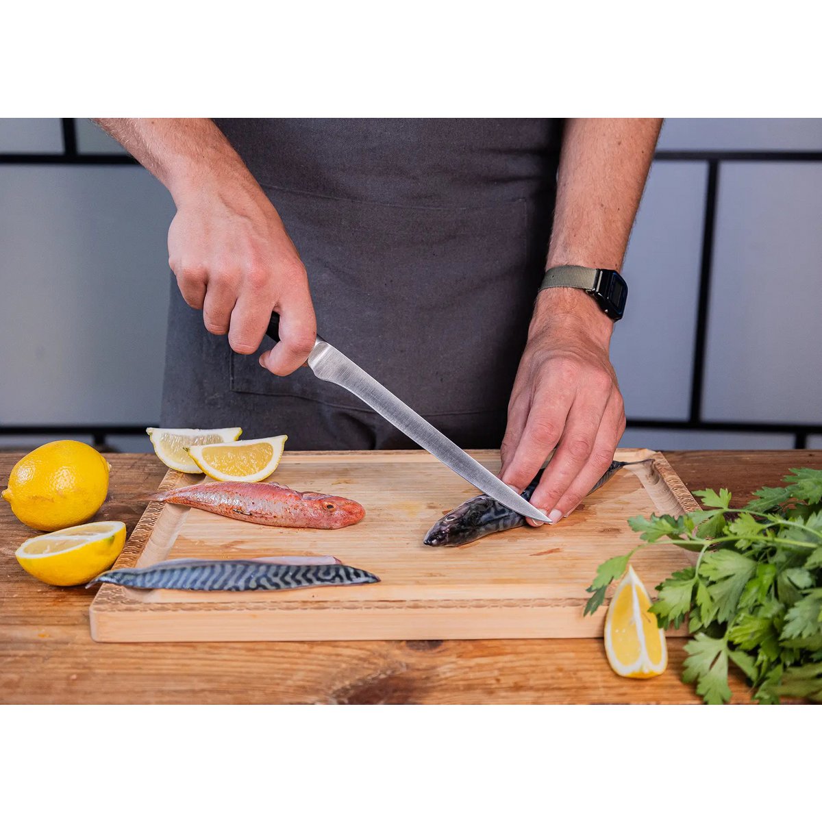 Mes - Flexibel fileermes met bamboe Saya en bamboe box - 200 mm lemmet